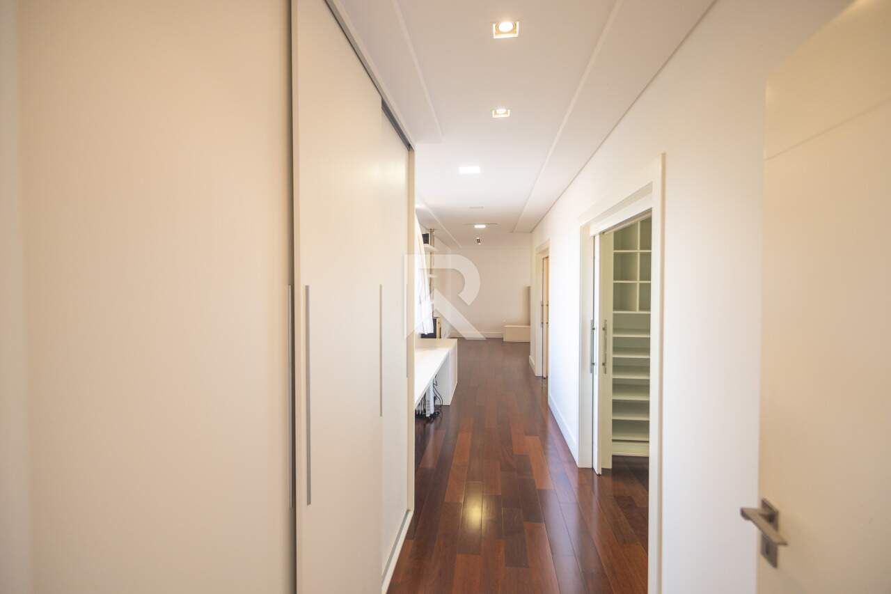 Casa Luxuosa com Vista para o Jardim, 4 Suítes, Venda, 778 m² - Santa Felicidade - Curitiba/PR miniatura 48