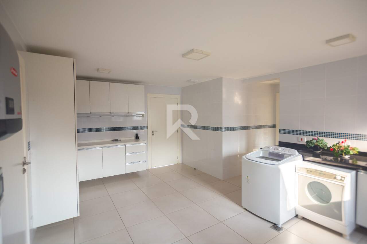 Casa Luxuosa com Vista para o Jardim, 4 Suítes, Venda, 778 m² - Santa Felicidade - Curitiba/PR miniatura 32