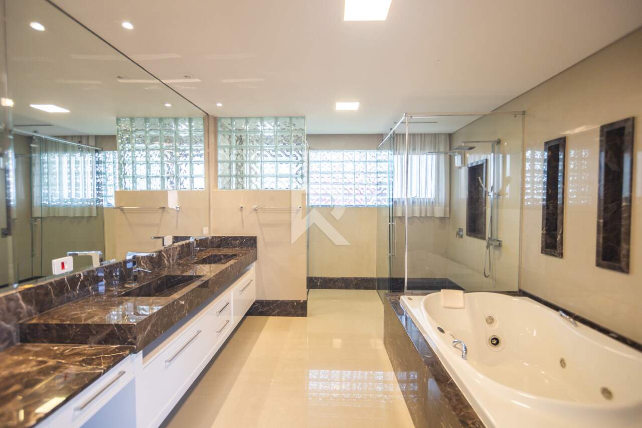 Casa Luxuosa com Vista para o Jardim, 4 Suítes, Venda, 778 m² - Santa Felicidade - Curitiba/PR miniatura 51