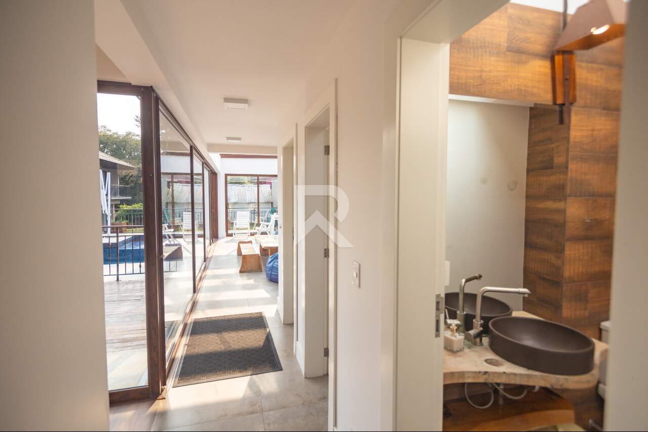 Casa Luxuosa com Vista para o Jardim, 4 Suítes, Venda, 778 m² - Santa Felicidade - Curitiba/PR miniatura 10