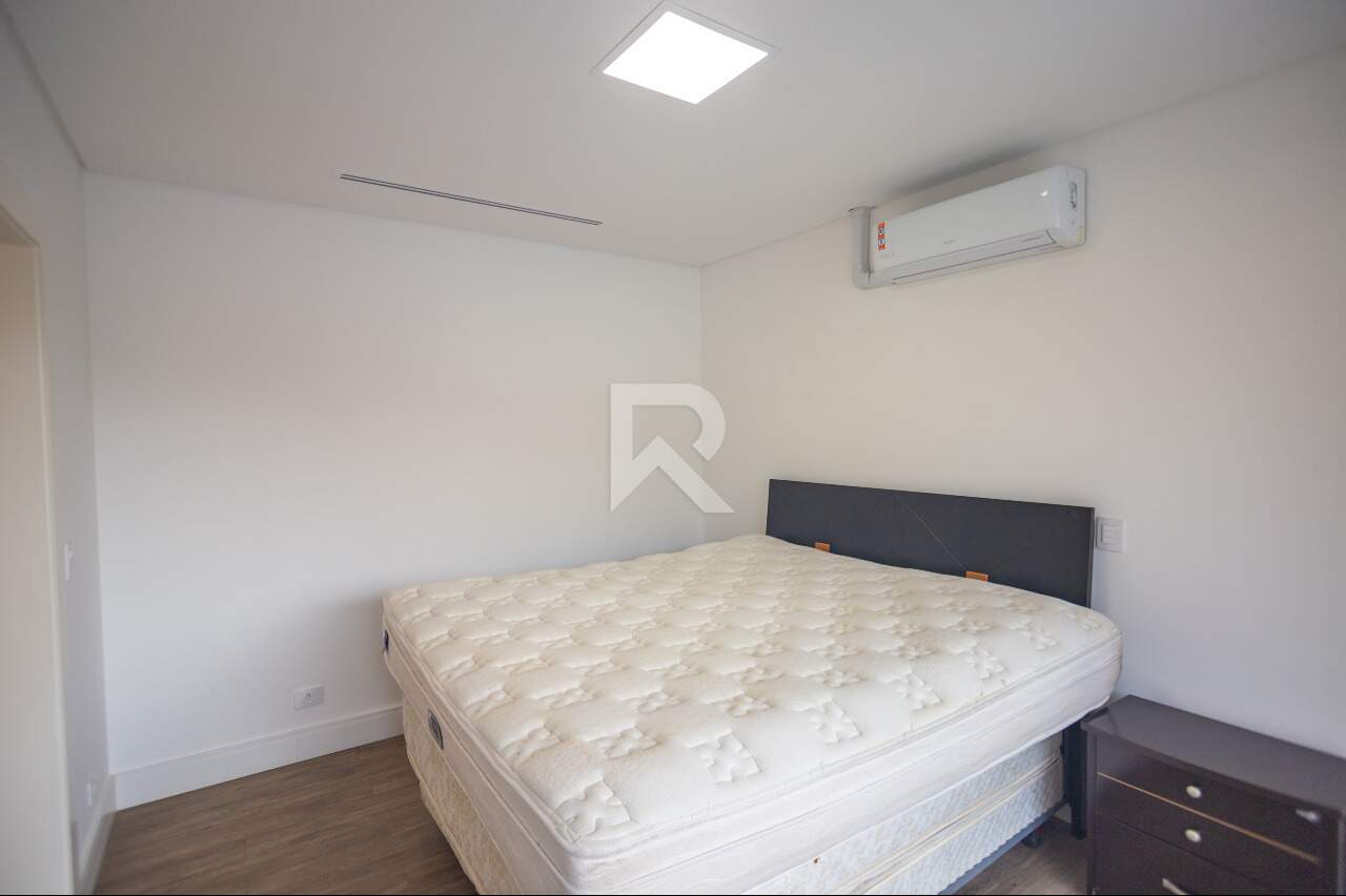 Casa Luxuosa com Vista para o Jardim, 4 Suítes, Venda, 778 m² - Santa Felicidade - Curitiba/PR miniatura 36