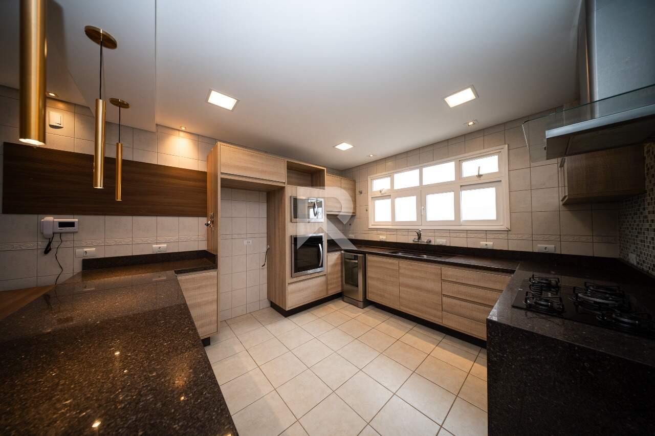 Casa com Vista Livre, 4 quartos e 4 vagas para locação, 267 m² – Mossunguê – Curitiba/PR miniatura 30