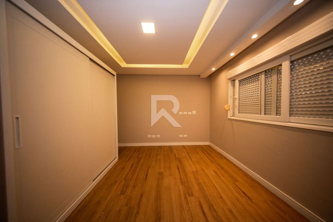 Casa com Vista Livre, 4 quartos e 4 vagas para locação, 267 m² – Mossunguê – Curitiba/PR miniatura 55