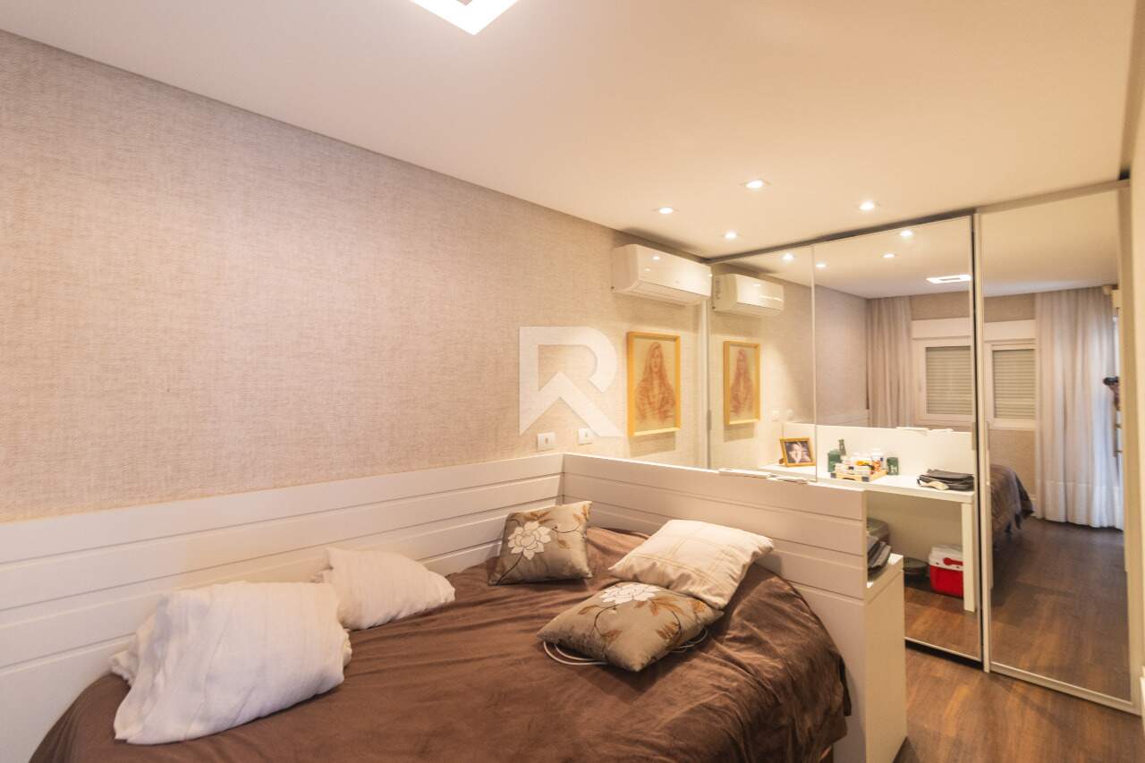 Casa com jardim, 3 Suítes à Venda, 305,95 m² - Santa Felicidade - Curitiba/PR miniatura 39