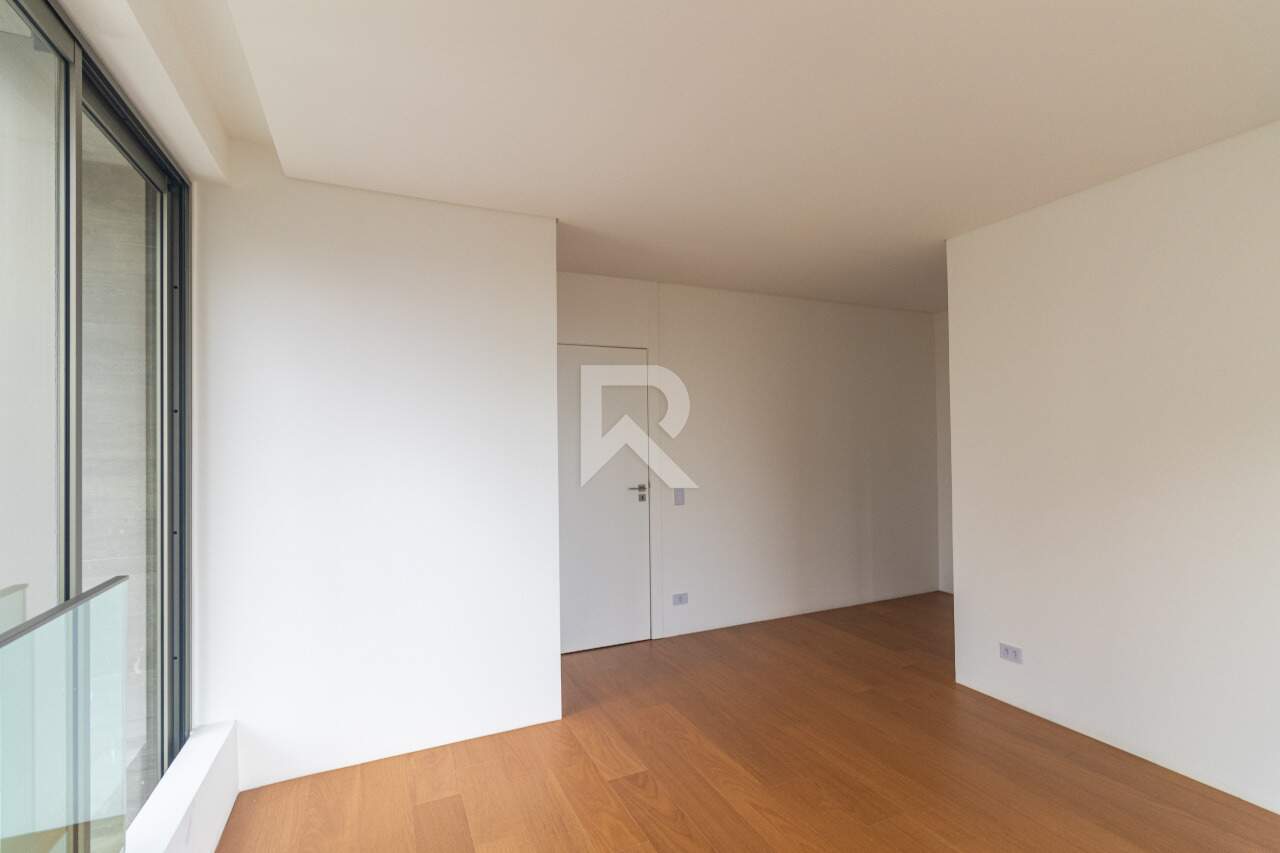 Apartamento Decorado com 3 Suítes e Área Social Integrada - Aluguel 282m² - Curitiba/PR miniatura 20