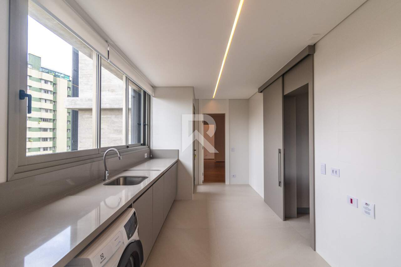 Apartamento Decorado com 3 Suítes e Área Social Integrada - Aluguel 282m² - Curitiba/PR miniatura 38