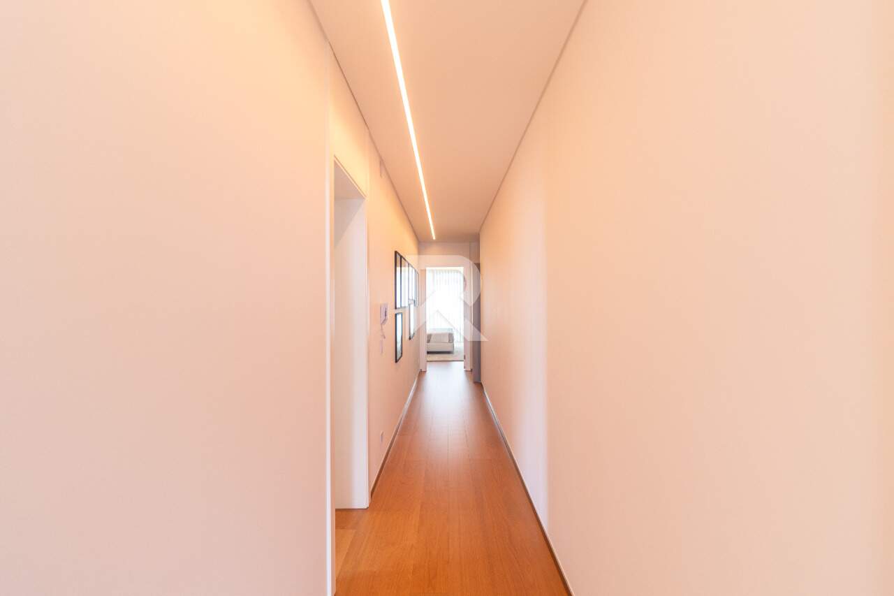 Apartamento Decorado com 3 Suítes e Área Social Integrada - Aluguel 282m² - Curitiba/PR miniatura 23