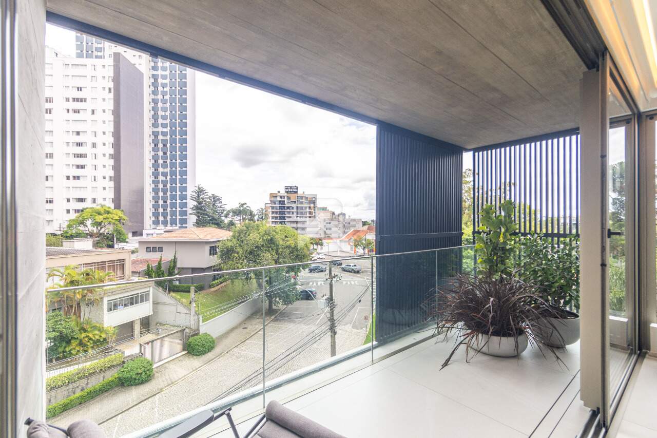 Apartamento Decorado com 3 Suítes e Área Social Integrada - Venda 282m² - Curitiba/PR miniatura 6