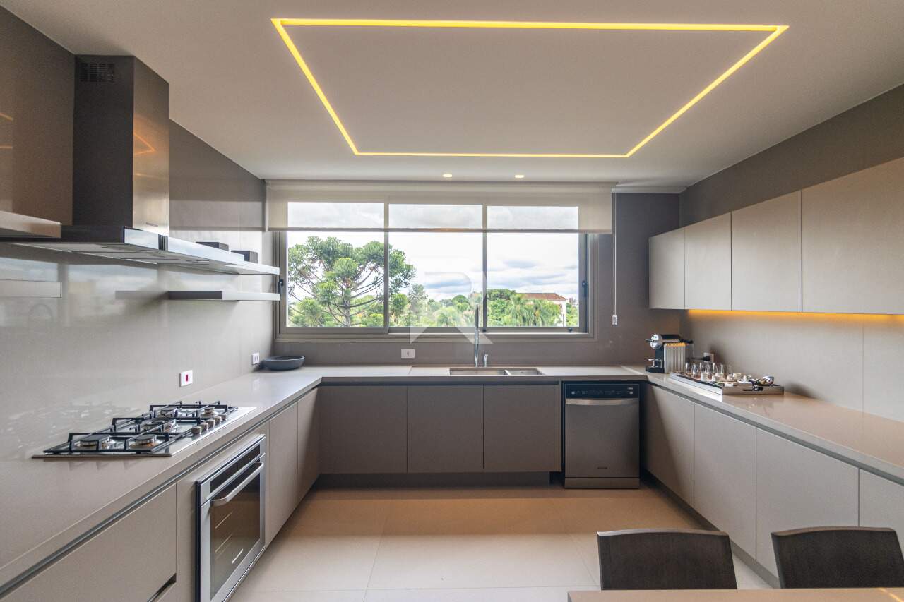Apartamento Decorado com 3 Suítes e Área Social Integrada - Venda 282m² - Curitiba/PR miniatura 14