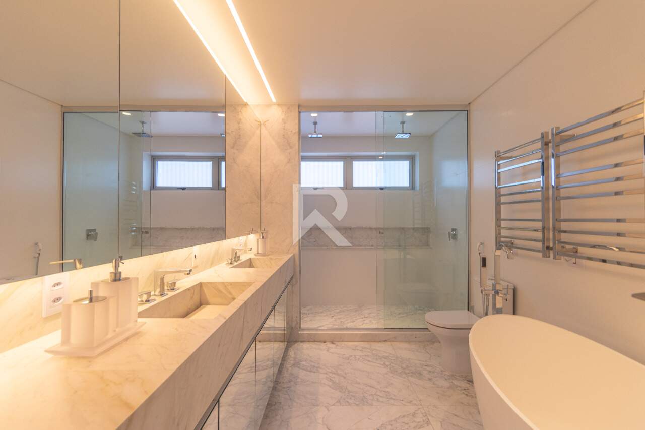 Apartamento Decorado com 3 Suítes e Área Social Integrada - Venda 282m² - Curitiba/PR miniatura 36