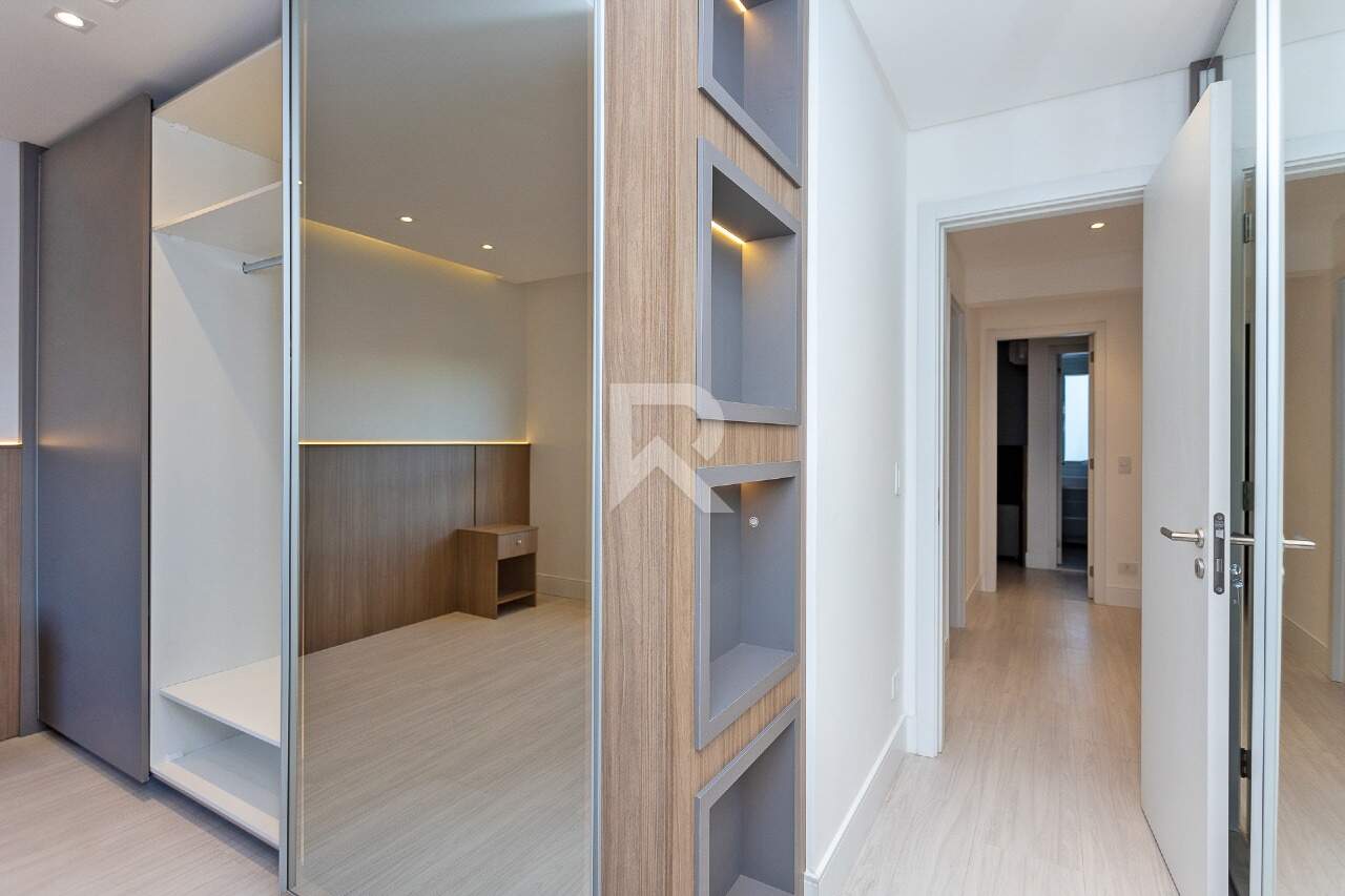 Apartamento Reformado com Sacada Gourmet, 3 quartos, para Locação 159 m² - Edifício Quartier - Curitiba/PR miniatura 22