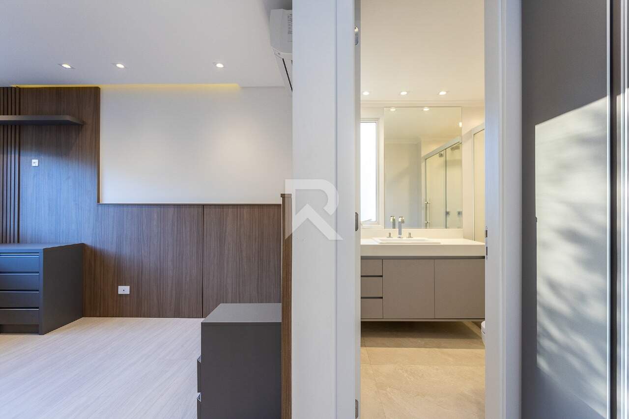 Apartamento Reformado com Sacada Gourmet, 3 quartos, para Locação 159 m² - Edifício Quartier - Curitiba/PR miniatura 31