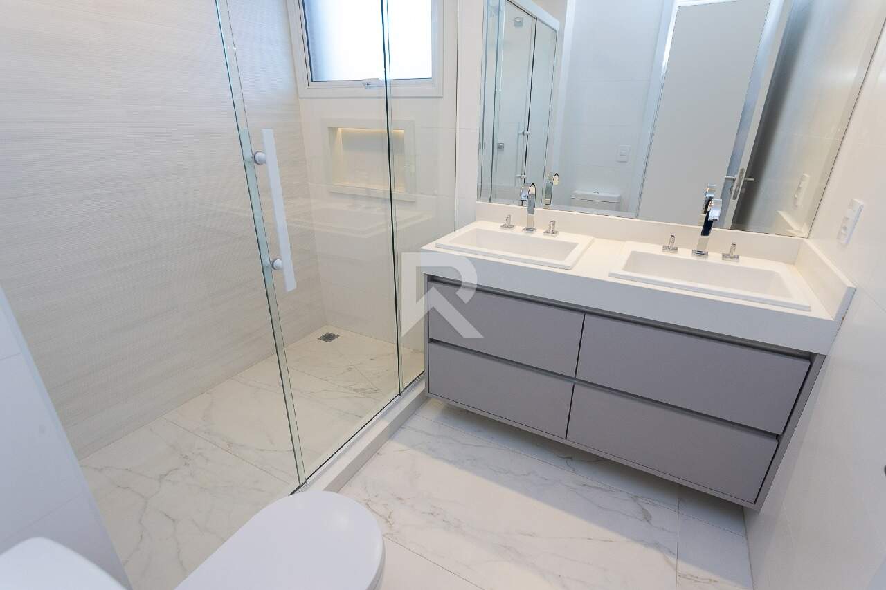 Apartamento Reformado com Sacada Gourmet, 3 quartos, para Locação 159 m² - Edifício Quartier - Curitiba/PR miniatura 28