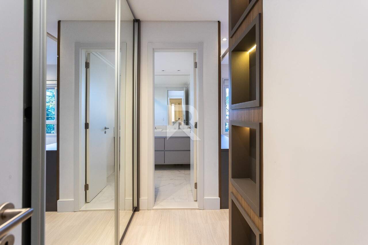 Apartamento Reformado com Sacada Gourmet, 3 quartos, para Locação 159 m² - Edifício Quartier - Curitiba/PR miniatura 30