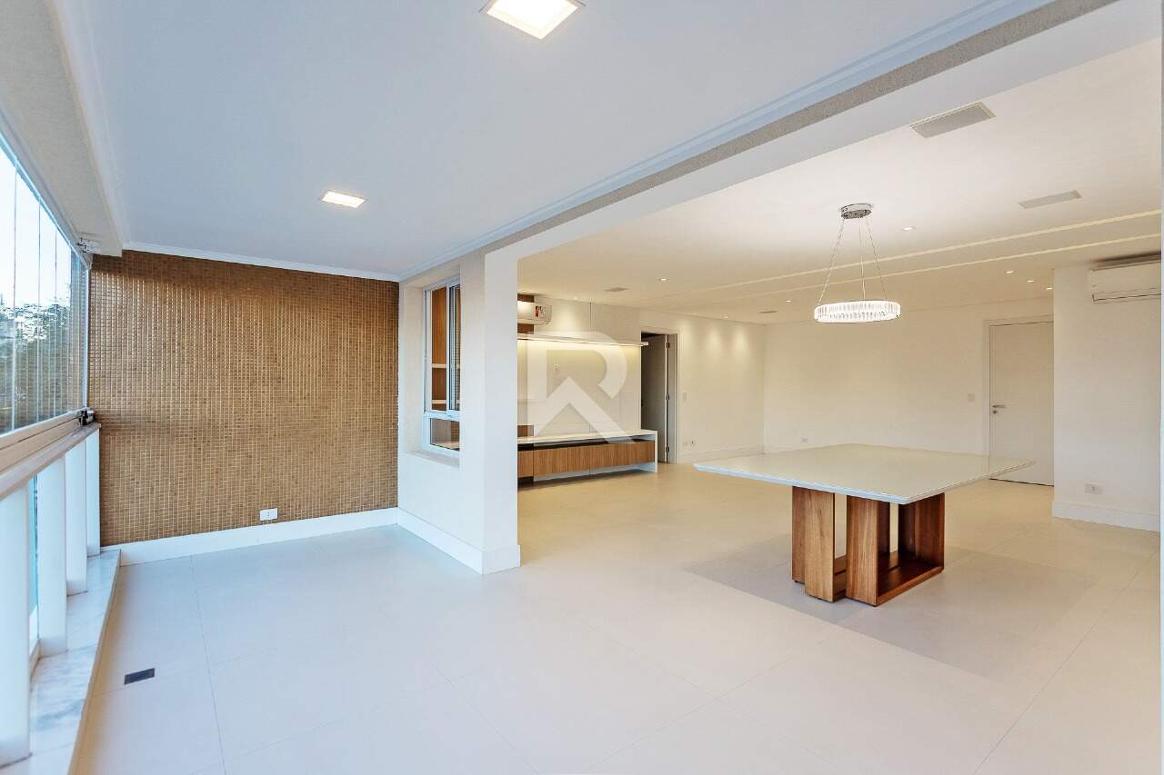 Apartamento Reformado com Sacada Gourmet, 3 quartos, para Locação 159 m² - Edifício Quartier - Curitiba/PR miniatura 6