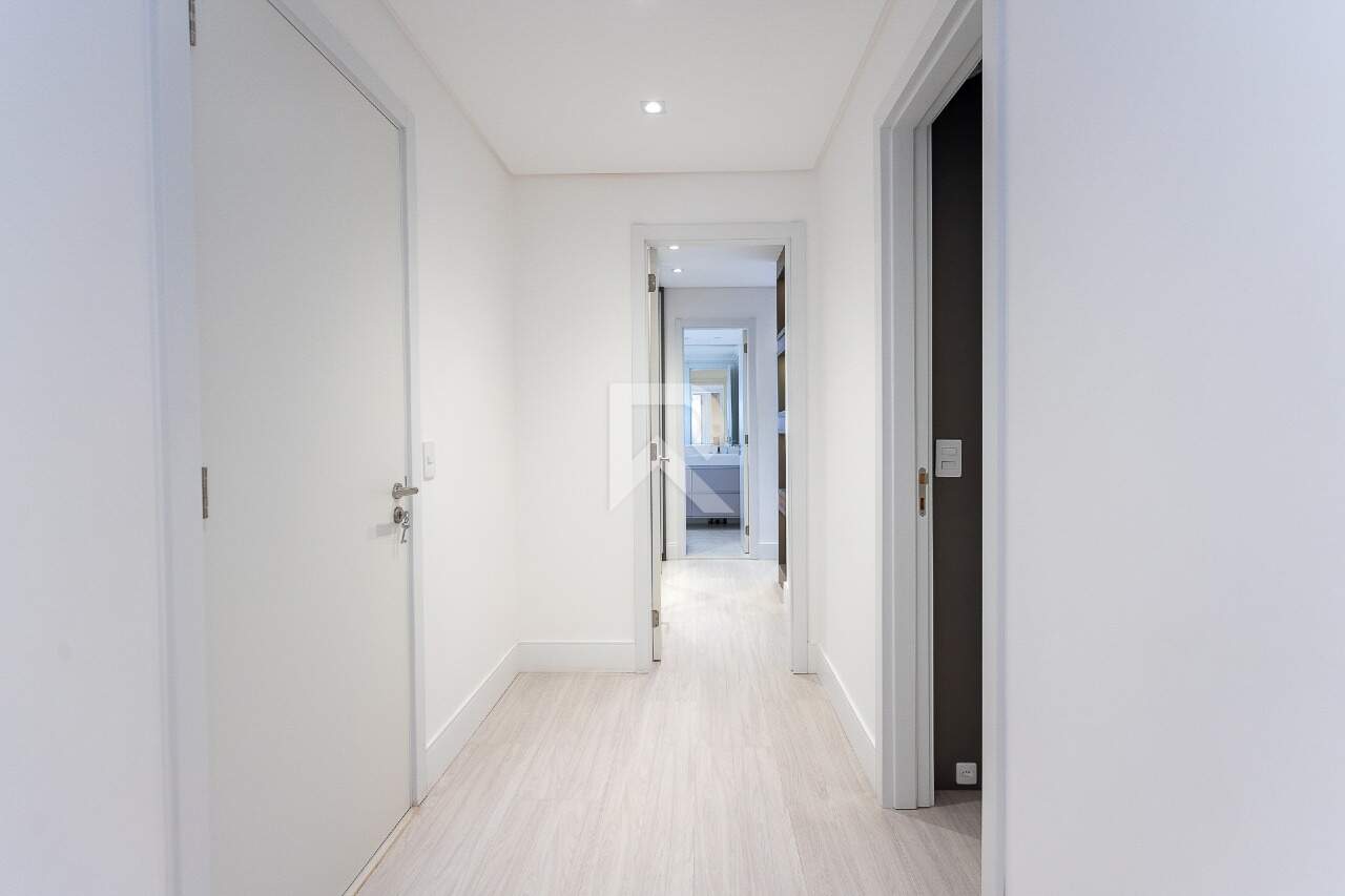 Apartamento Reformado com Sacada Gourmet, 3 quartos, para Locação 159 m² - Edifício Quartier - Curitiba/PR miniatura 21
