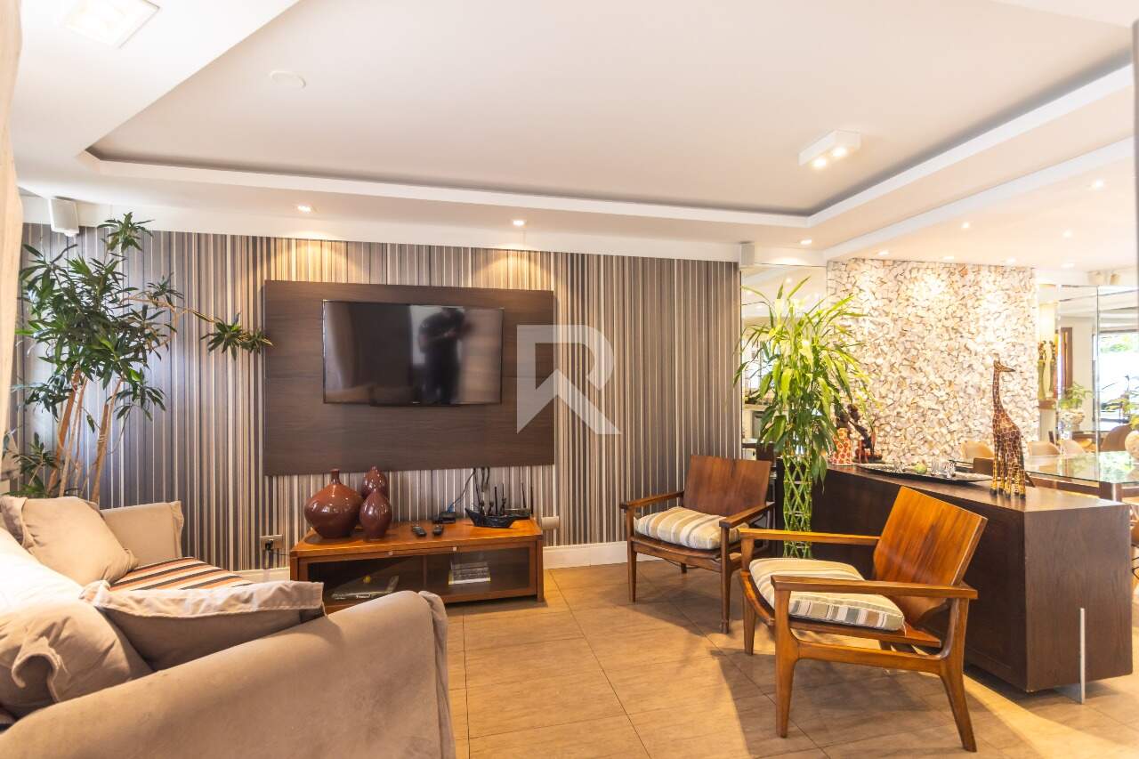 Casa à venda, 3 quartos, 1 suíte, 2 vagas, Seminário - Curitiba/PR