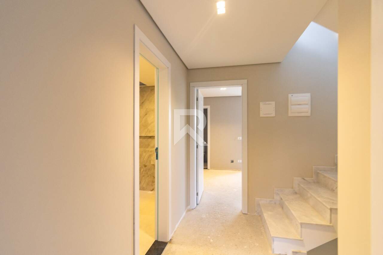 Casa Triplex com Jardim e Face Norte, 3 Quartos 4 Vagas à venda, 183 m² - Portão - Curitiba/PR miniatura 13