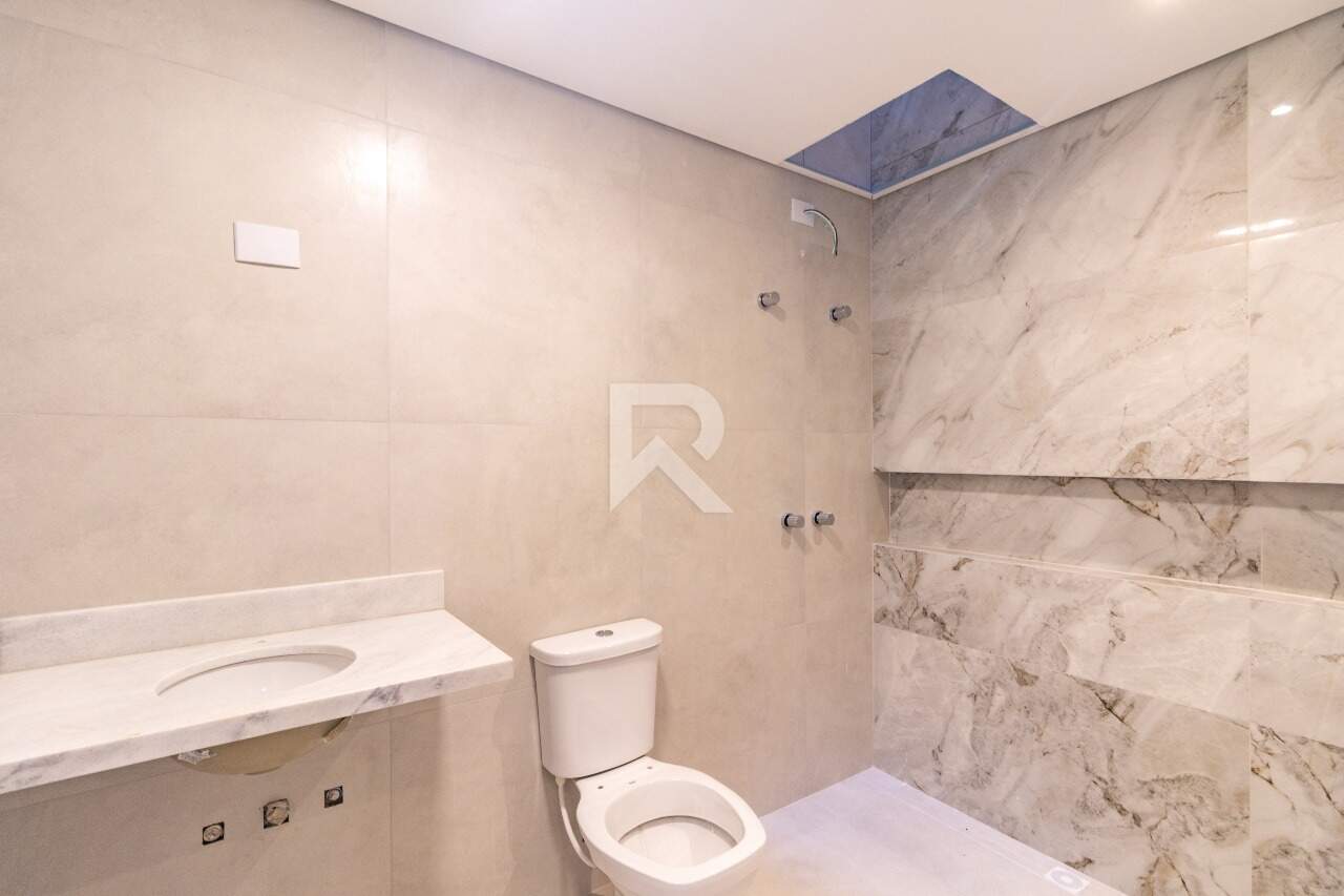 Casa Triplex com Jardim e Face Norte, 3 Quartos 4 Vagas à venda, 183 m² - Portão - Curitiba/PR miniatura 20