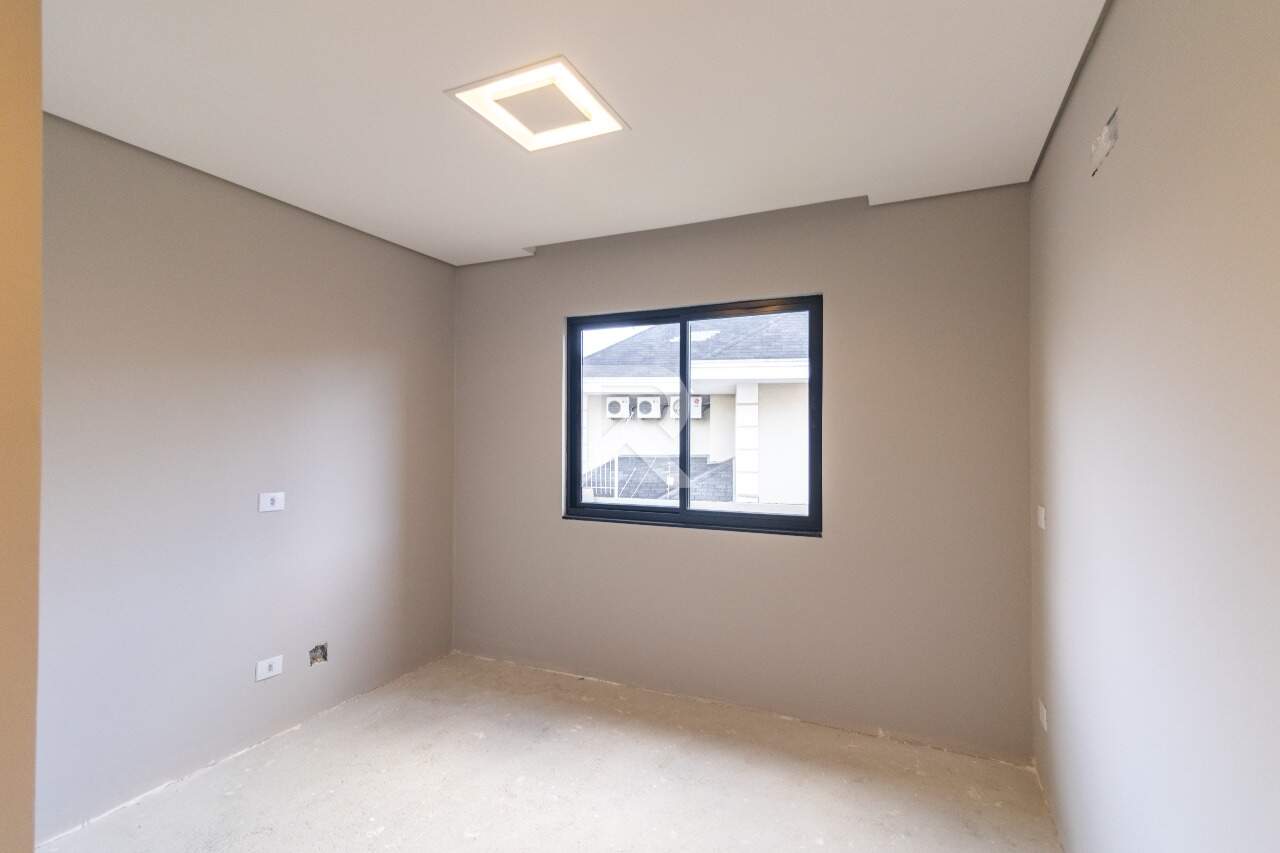 Casa Triplex com Jardim e Face Norte, 3 Quartos 4 Vagas à venda, 183 m² - Portão - Curitiba/PR miniatura 19