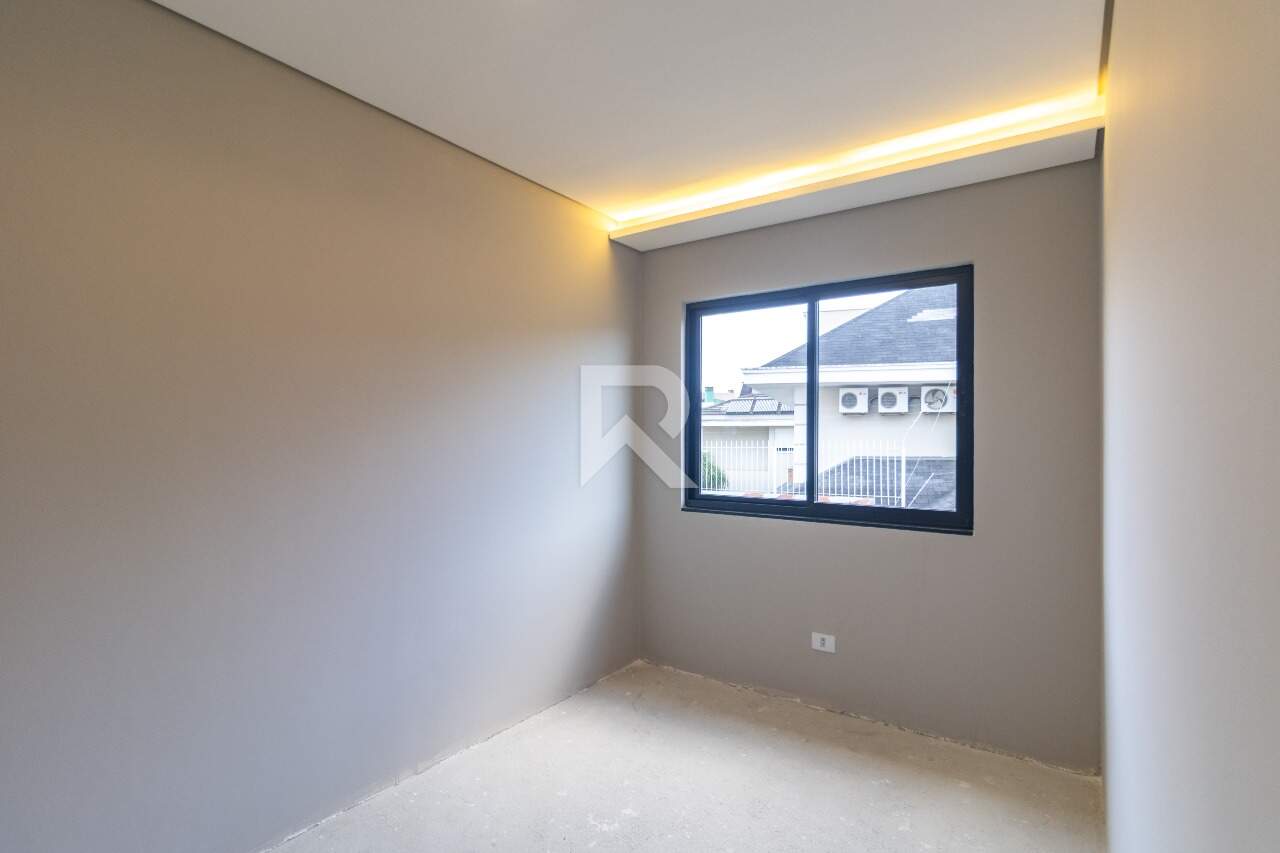 Casa Triplex com Jardim e Face Norte, 3 Quartos 4 Vagas à venda, 183 m² - Portão - Curitiba/PR miniatura 14