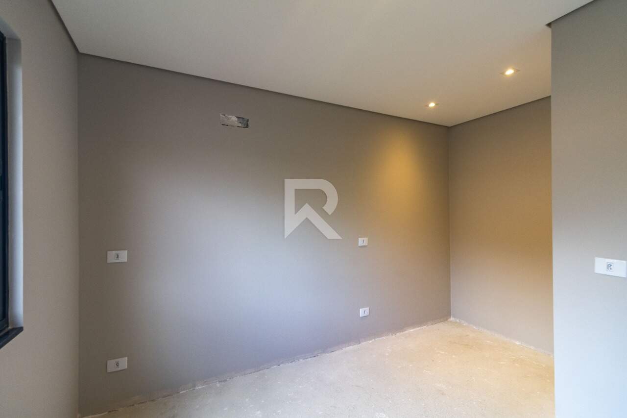 Casa Triplex com Jardim e Face Norte, 3 Quartos 4 Vagas à venda, 183 m² - Portão - Curitiba/PR miniatura 17
