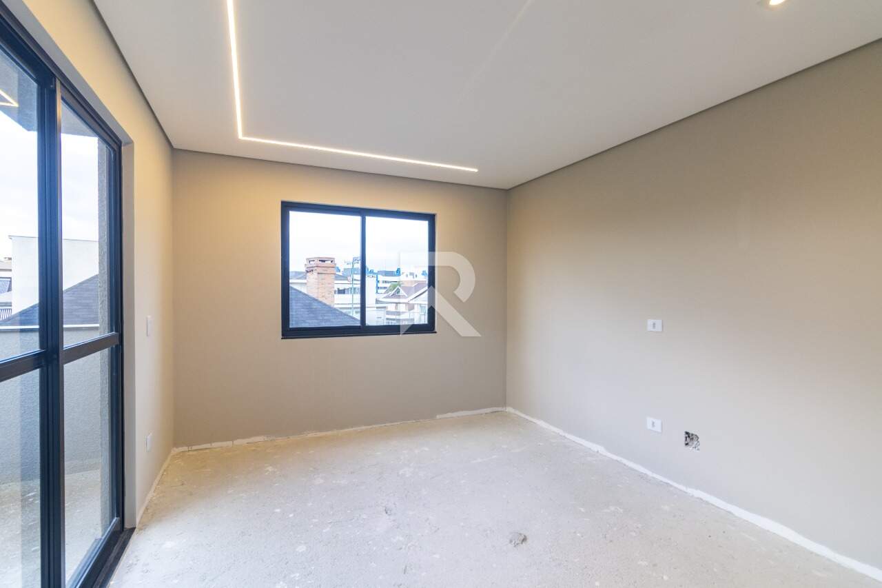 Casa Triplex com Jardim e Face Norte, 3 Quartos 4 Vagas à venda, 183 m² - Portão - Curitiba/PR miniatura 31