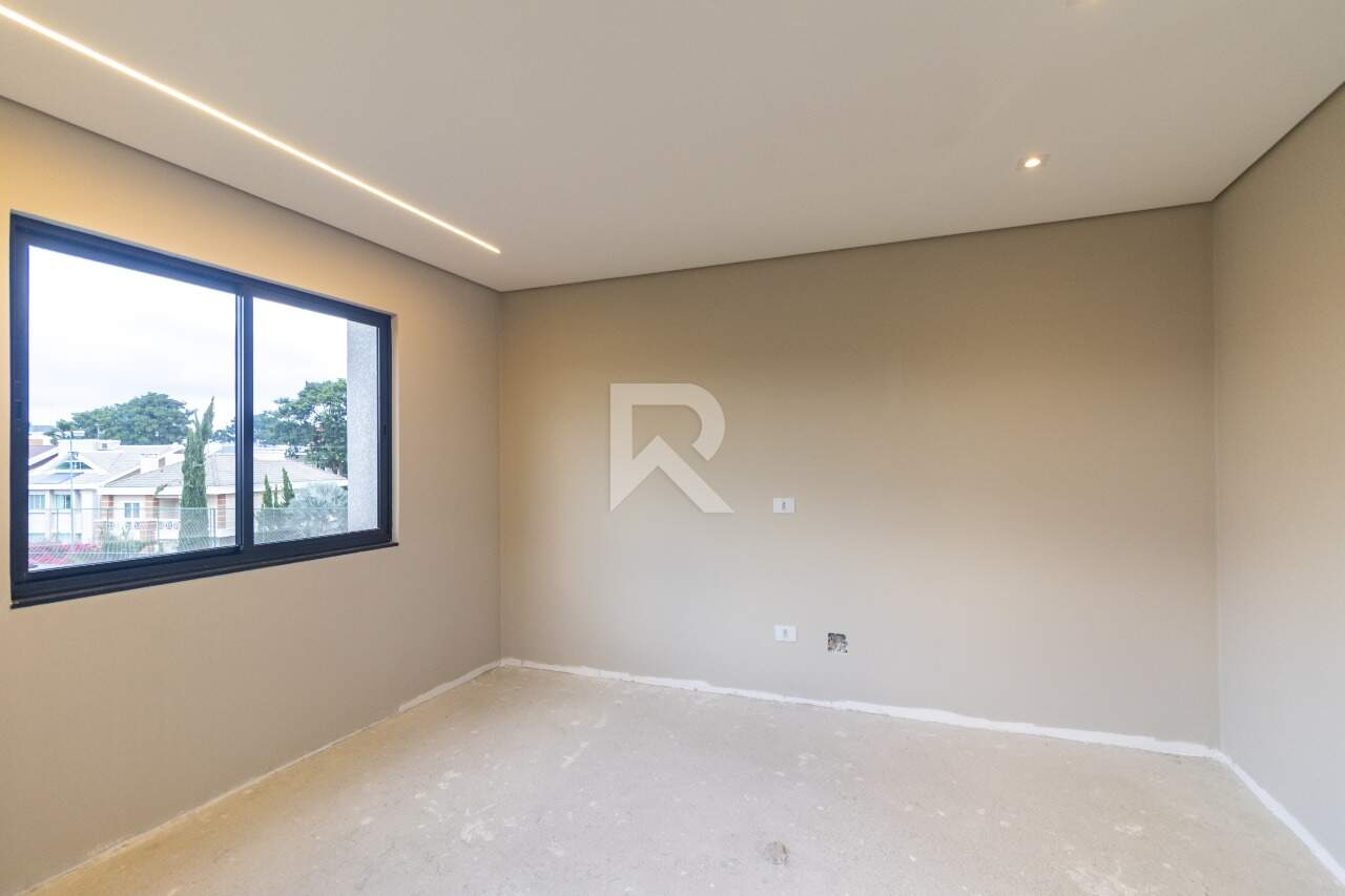 Casa Triplex com Jardim e Face Norte, 3 Quartos 4 Vagas à venda, 183 m² - Portão - Curitiba/PR miniatura 34