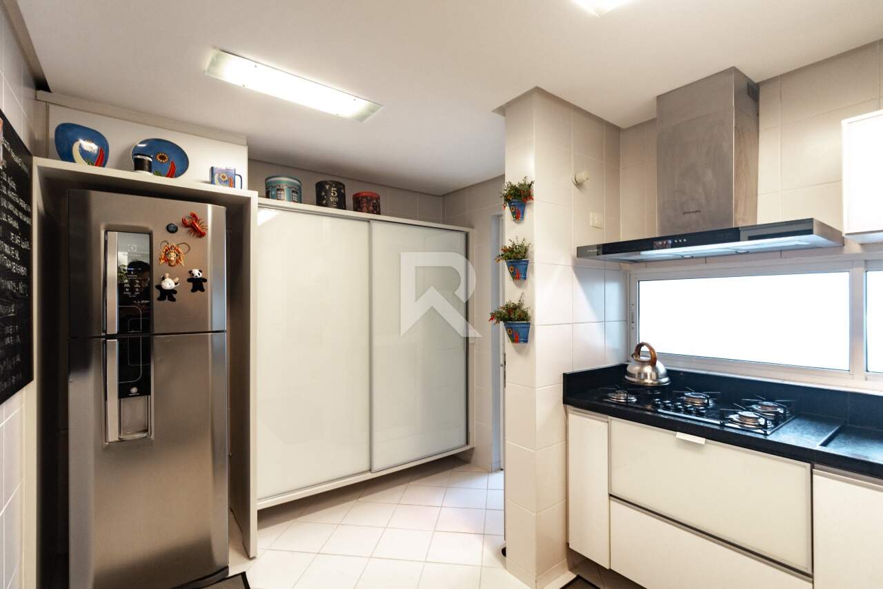 Casa 3 Quartos, 1 Suíte, Mobiliada, 152 m² Privativos – Santo Inácio – Curitiba/PR miniatura 9