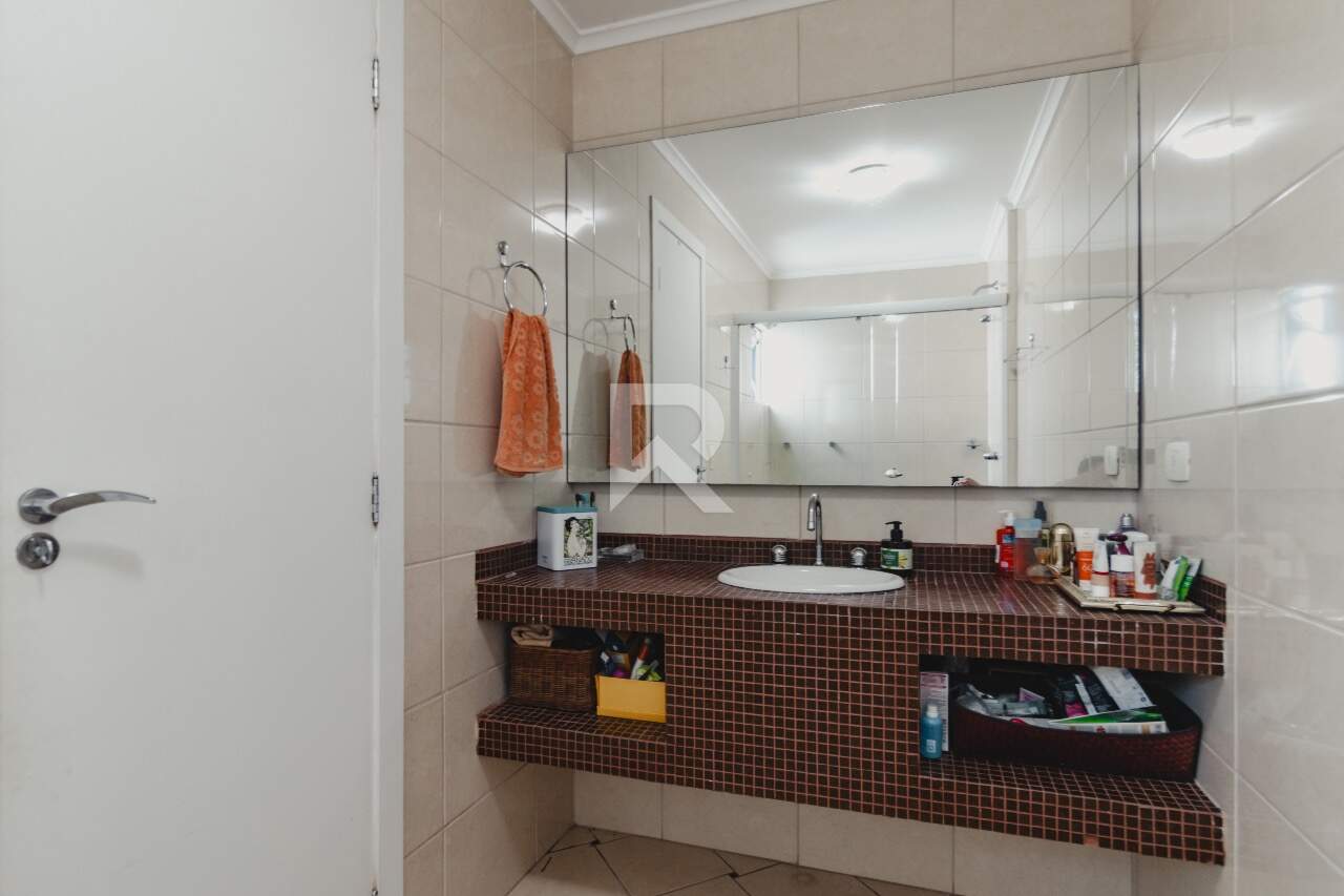 Casa 3 Quartos, 1 Suíte, Mobiliada, 152 m² Privativos – Santo Inácio – Curitiba/PR miniatura 23