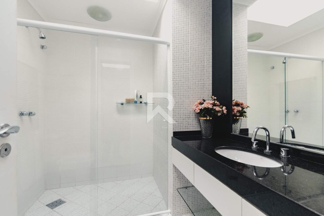 Casa 3 Quartos, 1 Suíte, Mobiliada, 152 m² Privativos – Santo Inácio – Curitiba/PR miniatura 15