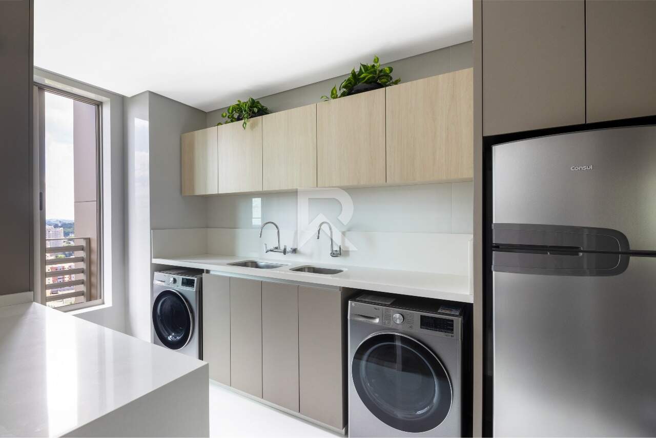 Mansão Suspensa Decorada com 342m², 3 suítes e 4 vagas de garagem, no Ecoville, em Curitiba/Pr miniatura 17