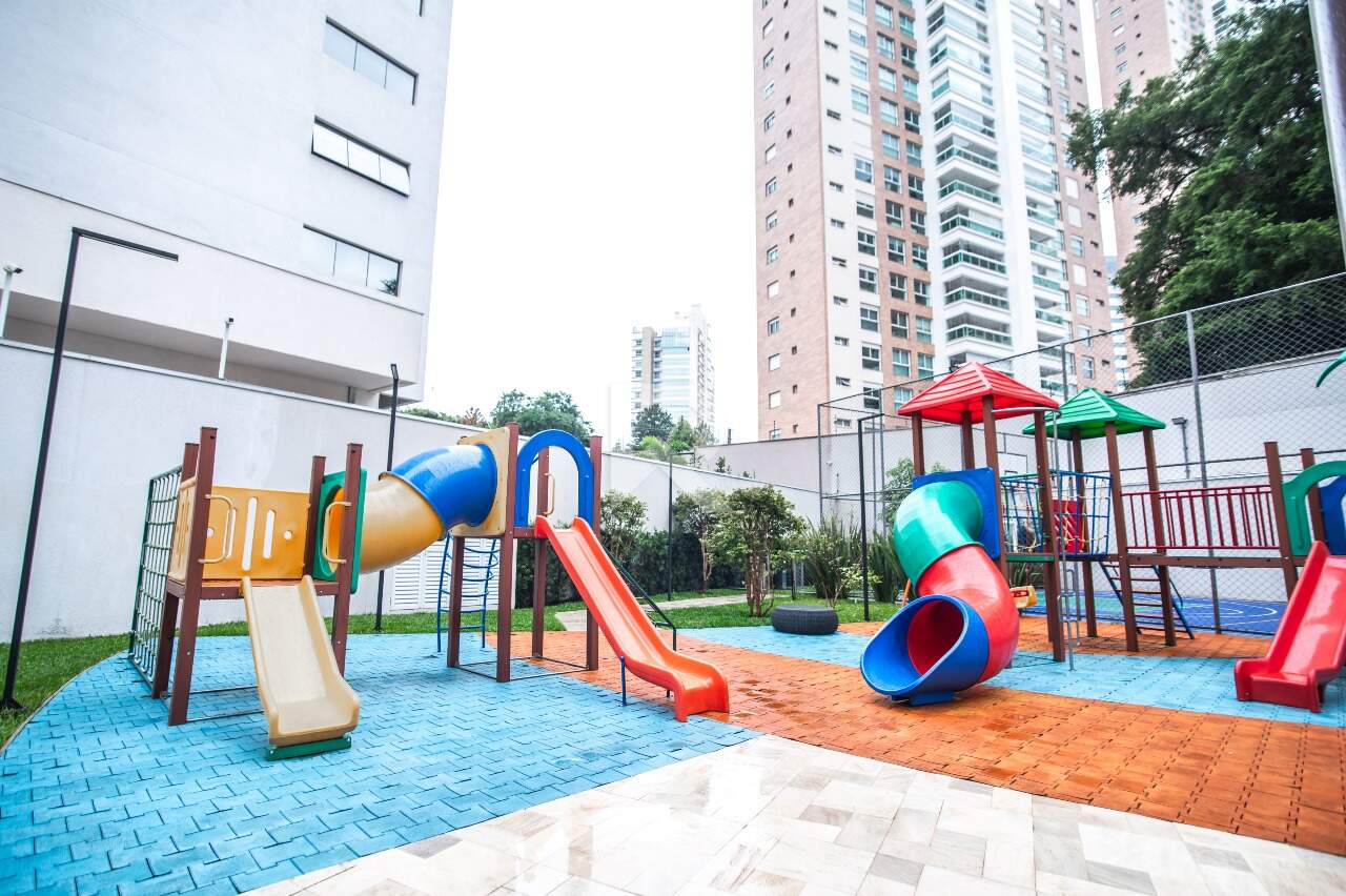 Apartamento de Luxo Mobiliado c/ ambientes integrados, 255m², 3 suítes e 4 vagas, no Ecoville miniatura 55
