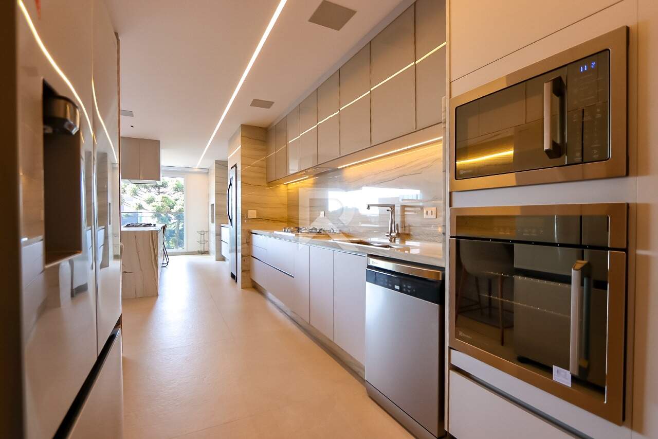 Apartamento de Luxo Mobiliado c/ ambientes integrados, 255m², 3 suítes e 4 vagas, no Ecoville miniatura 26
