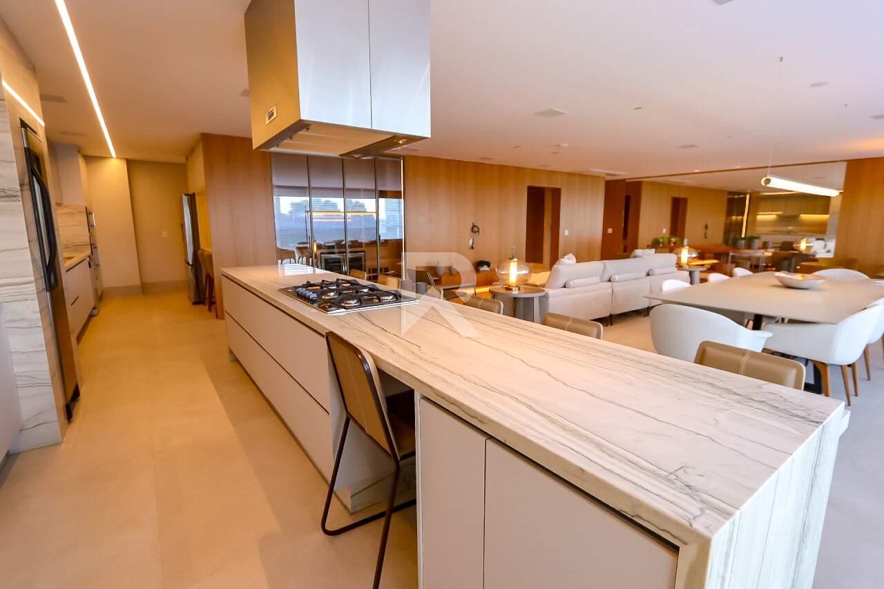 Apartamento de Luxo Mobiliado c/ ambientes integrados, 255m², 3 suítes e 4 vagas, no Ecoville miniatura 28