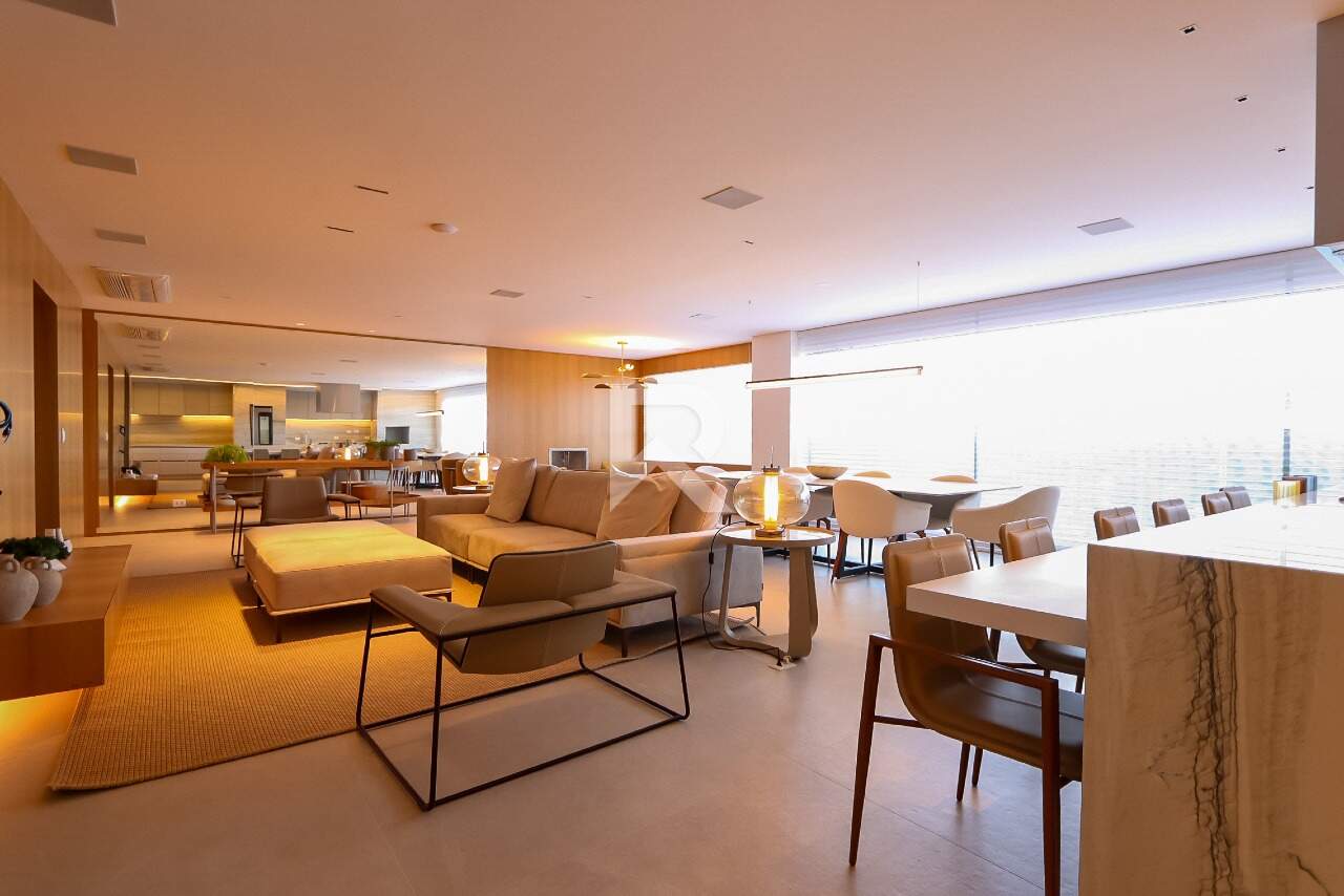 Apartamento de Luxo Mobiliado c/ ambientes integrados, 255m², 3 suítes e 4 vagas, no Ecoville miniatura 2