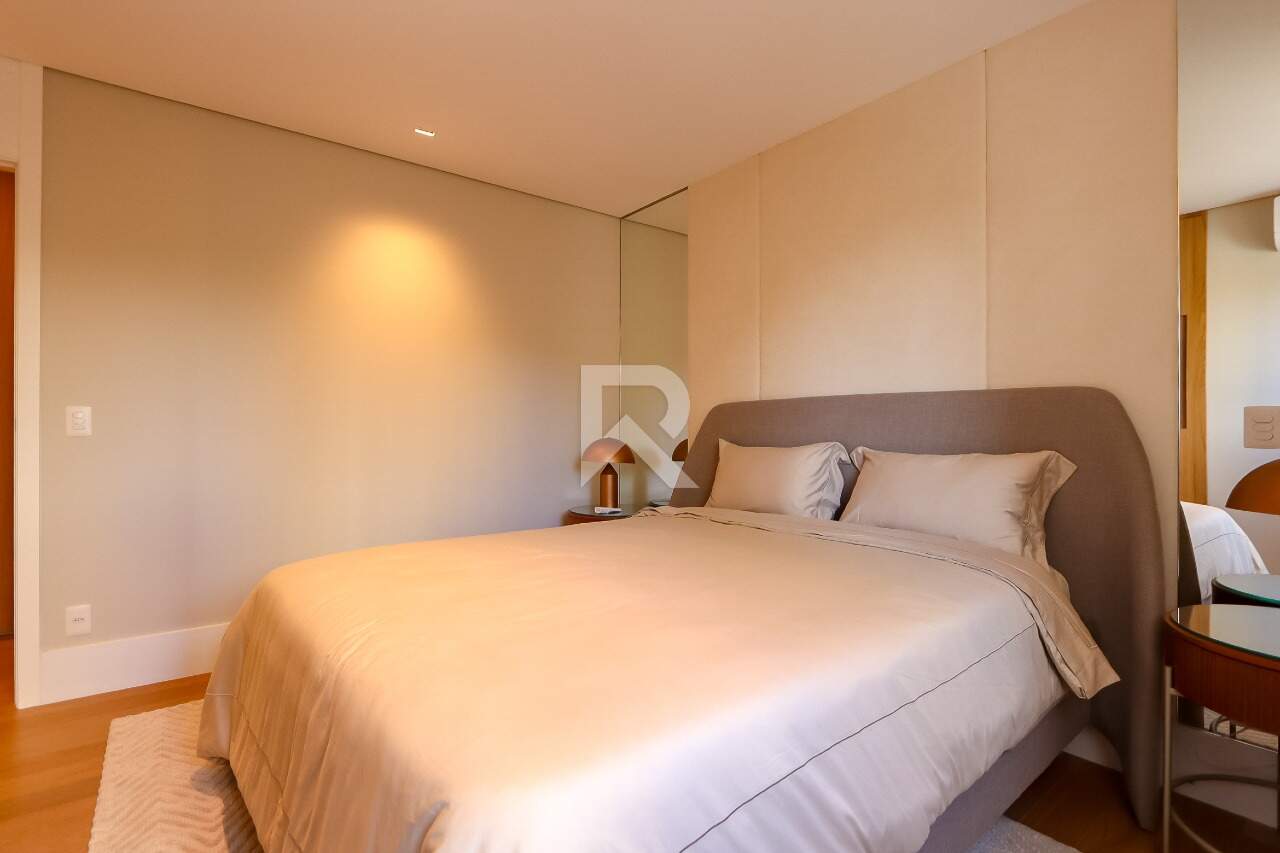 Apartamento de Luxo Mobiliado c/ ambientes integrados, 255m², 3 suítes e 4 vagas, no Ecoville miniatura 44