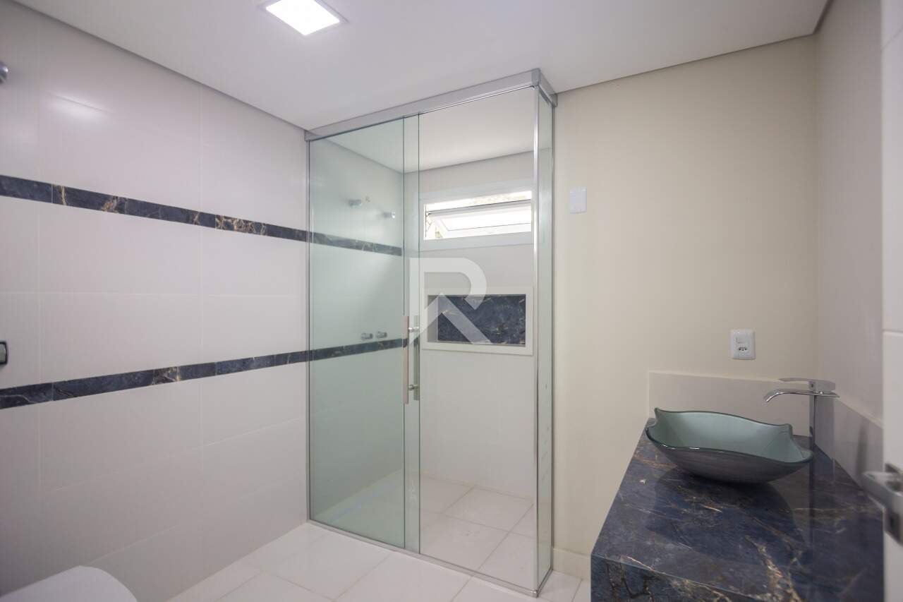 Casa moderna com jardim, 3 quartos, 2 Vagas para Venda – Santo Inácio, Curitiba/PR miniatura 22