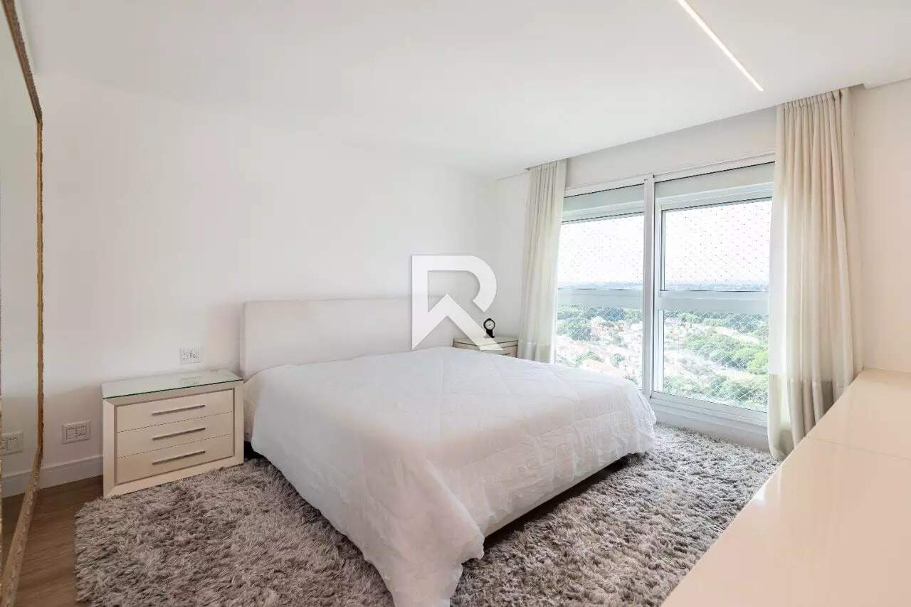 Apartamento Mobiliado com 3 Suítes para Locação, 228m², Face Norte e 4 Vagas, no Ecoville miniatura 7