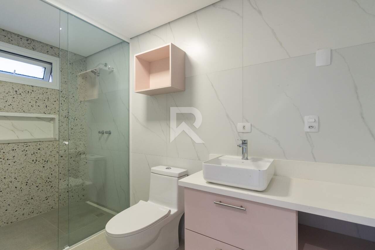 Triplex com Jardim, 4 quartos e 2 vagas à venda – Santo Inácio - Curitiba/PR miniatura 22