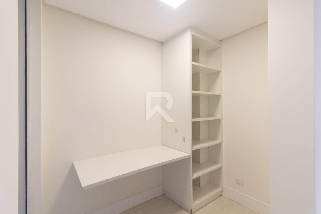 Triplex com Jardim, 4 quartos e 2 vagas à venda – Santo Inácio - Curitiba/PR miniatura 29
