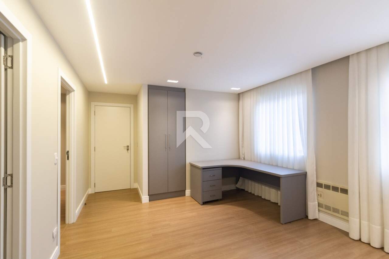 Apartamento c/ 3 suítes, 3 vagas e 192m² à Venda no Ecoville miniatura 35