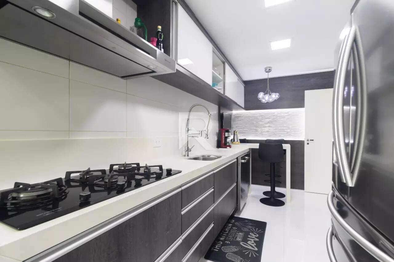 Apartamento de Alto Padrão Mobiliado, 03 Suítes, 03 Vagas - 187,00 m² - Ecoville miniatura 34