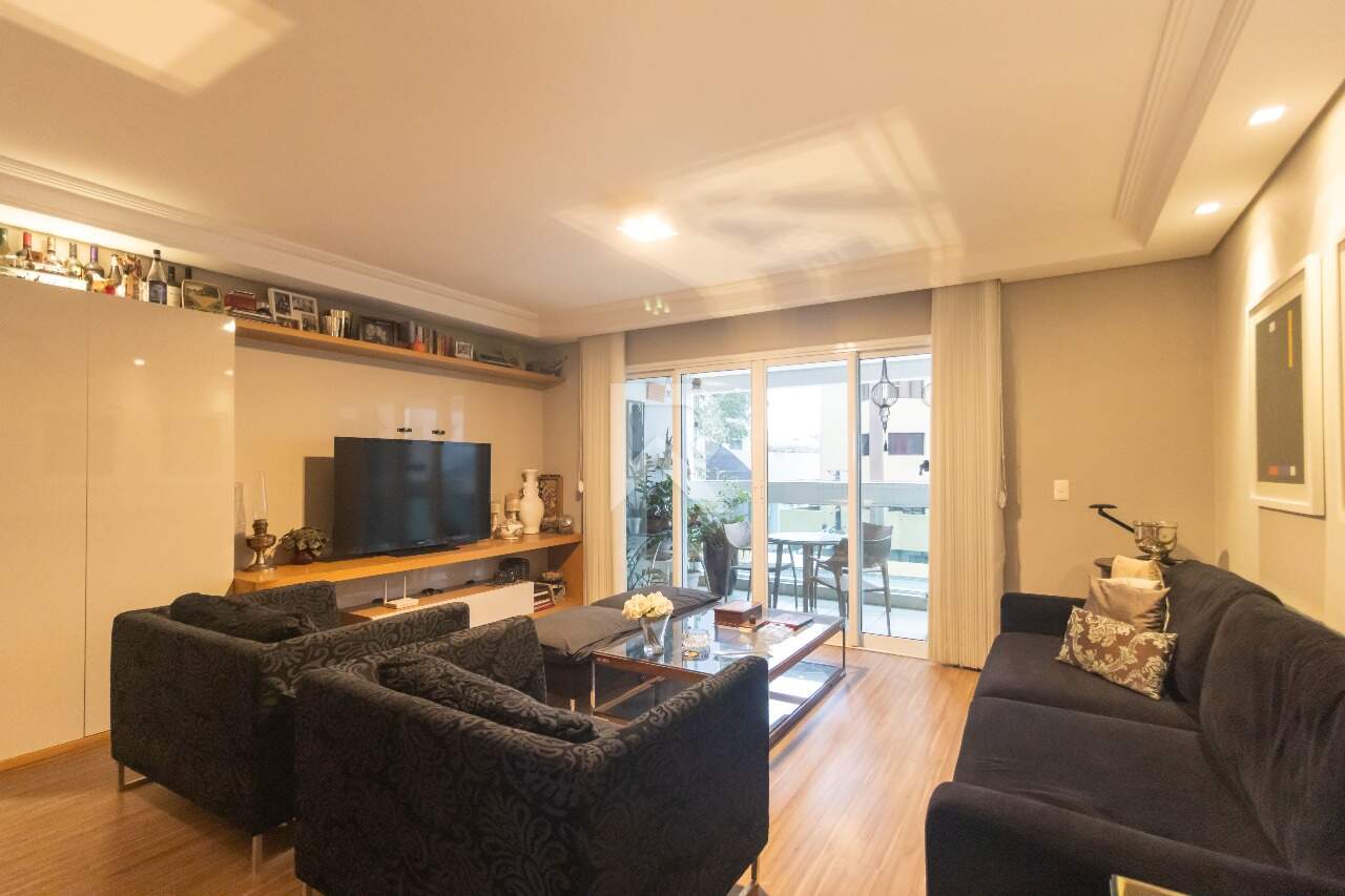 Apartamento Mobiliado em Cond. Clube com 3 suítes para venda - 160m2 - Água Verde, Curitiba-PR miniatura 4