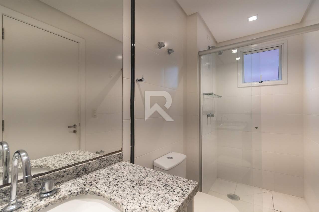 Apartamento Mobiliado em Cond. Clube com 3 suítes para venda - 160m2 - Água Verde, Curitiba-PR miniatura 24