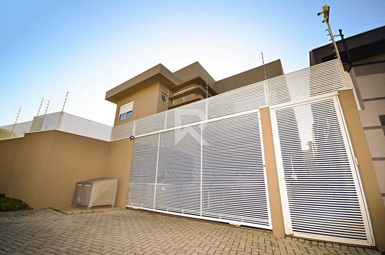 Casa de Rua para Locação, 5 quartos sendo 4 Suítes, 6 Vagas, 590 m² - Butiatuvinha - Curitiba/PR miniatura 39