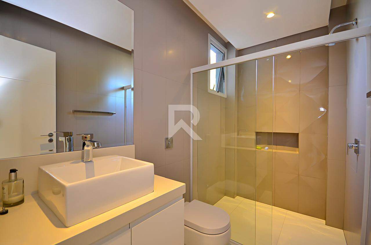 Casa de Rua para Locação, 5 quartos sendo 4 Suítes, 6 Vagas, 590 m² - Butiatuvinha - Curitiba/PR miniatura 21