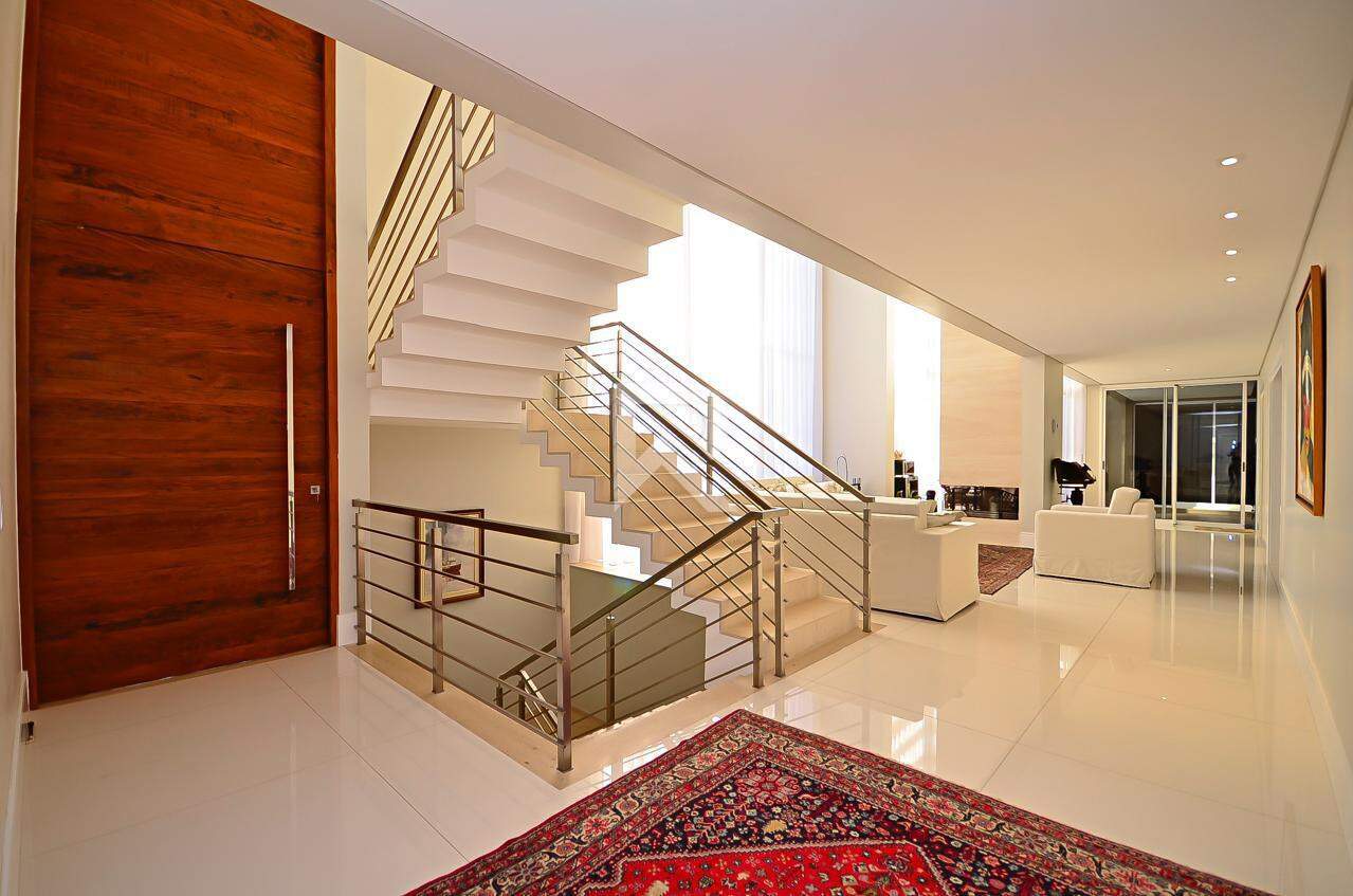 Casa de Rua para Locação, 5 quartos sendo 4 Suítes, 6 Vagas, 590 m² - Butiatuvinha - Curitiba/PR miniatura 12