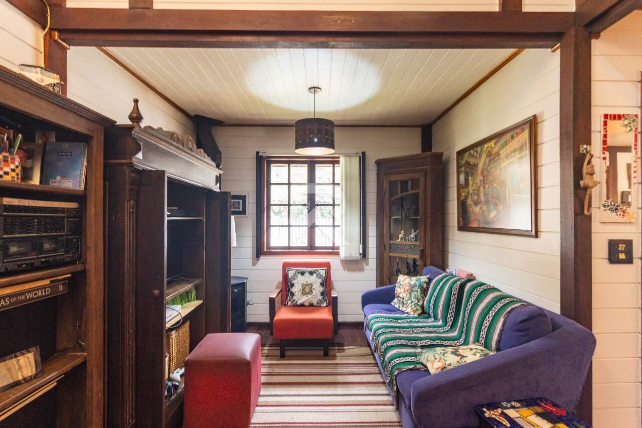 Casa de Rua com Quintal Verde e Espaço Gourmet, 3 quartos 4 Vagas à venda, 200m²- Santa Felicidade - Curitiba/PR - miniatura 11