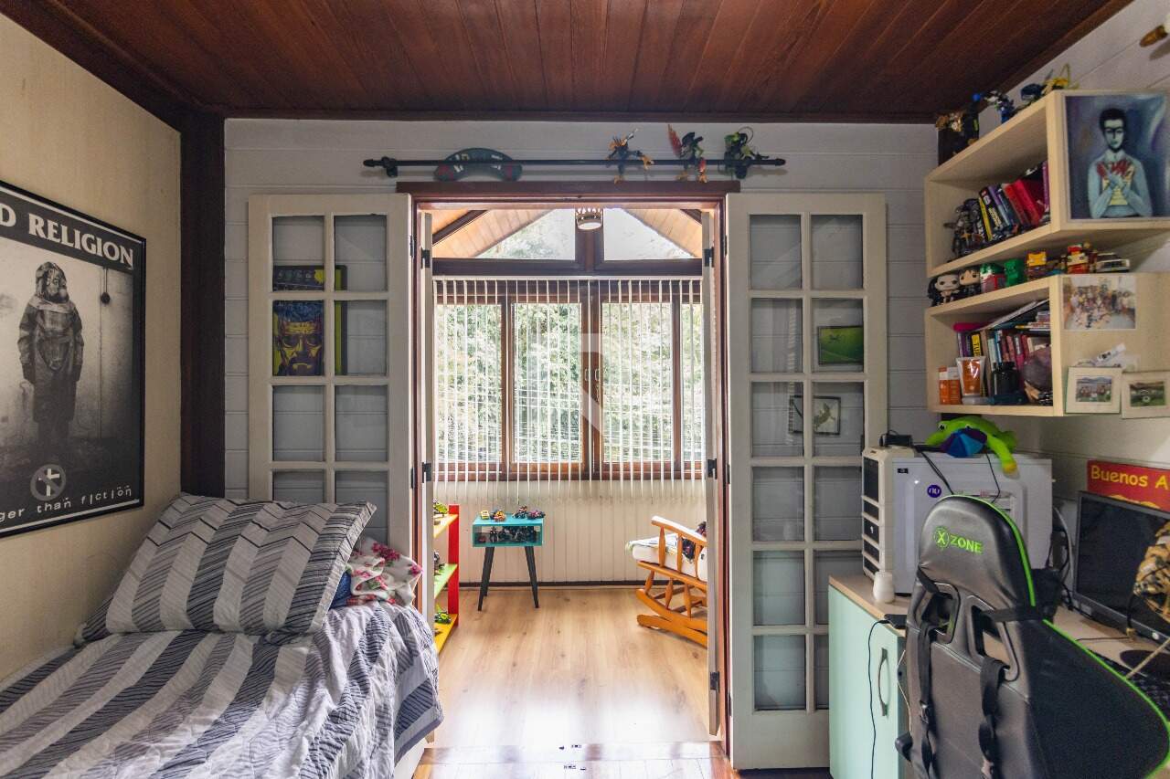 Casa de Rua com Quintal Verde e Espaço Gourmet, 3 quartos 4 Vagas à venda, 200m²- Santa Felicidade - Curitiba/PR - miniatura 23